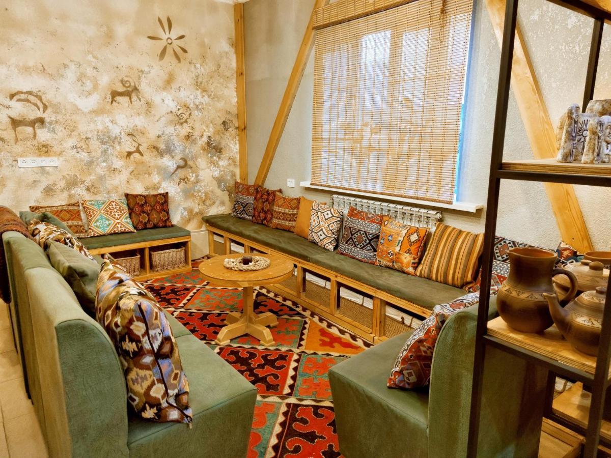 Silkroad Guesthouse Μπισκέκ Εξωτερικό φωτογραφία