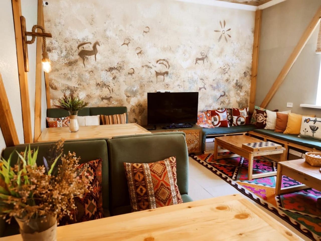 Silkroad Guesthouse Μπισκέκ Εξωτερικό φωτογραφία